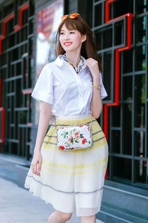 Trang điểm đẹp rạng ngời như hh đặng thu thảo