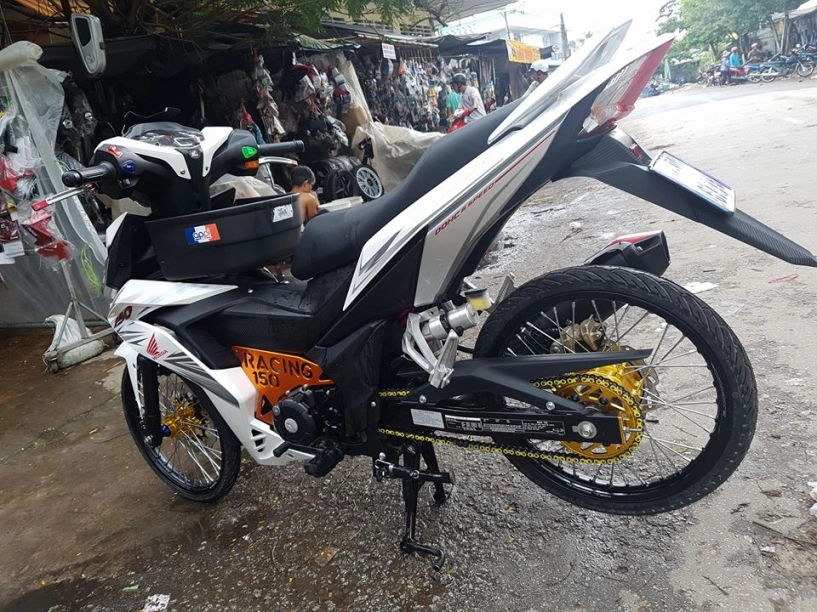Winner 150 xuống bánh căm vỏ nhỏ