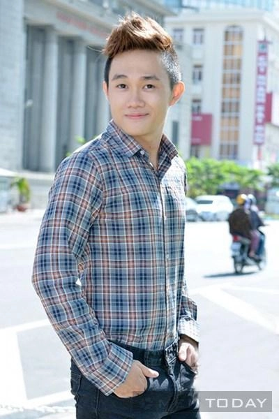 Mẫu áo sơ mi công sở đẹp cho chàng trẻ trung