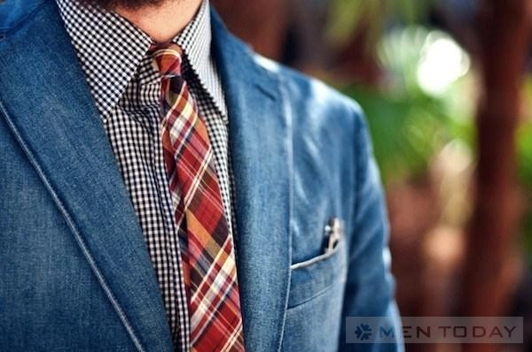 Tuyệt chiếu phối họa tiết cho áo sơ mi và cravat