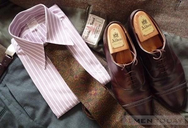 Tuyệt chiếu phối họa tiết cho áo sơ mi và cravat