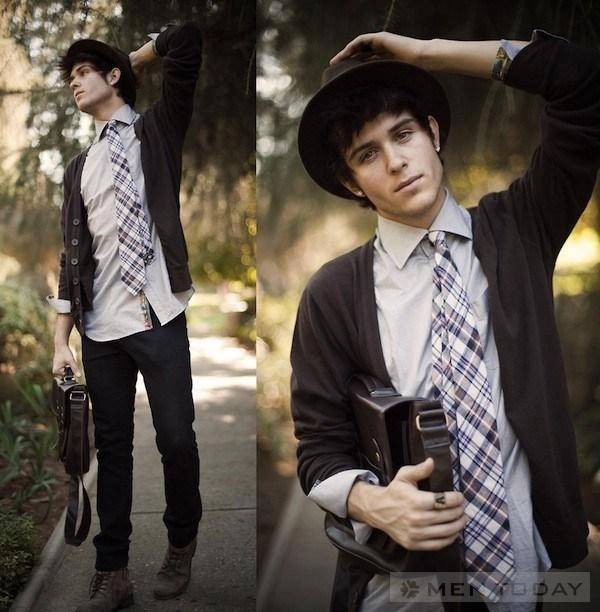 Tuyệt chiếu phối họa tiết cho áo sơ mi và cravat