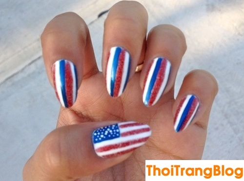 15 mẫu móng tay nail kẻ sọc đẹp cho nàng công sở