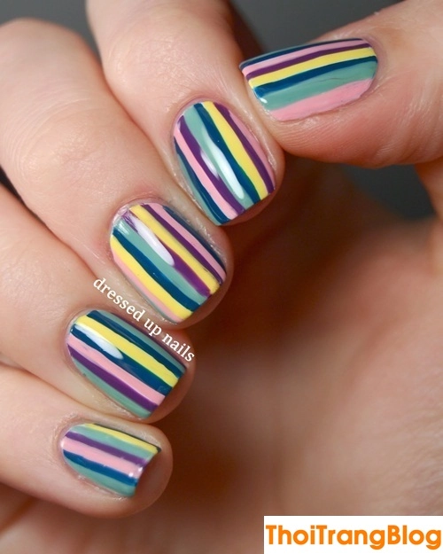 15 mẫu móng tay nail kẻ sọc đẹp cho nàng công sở