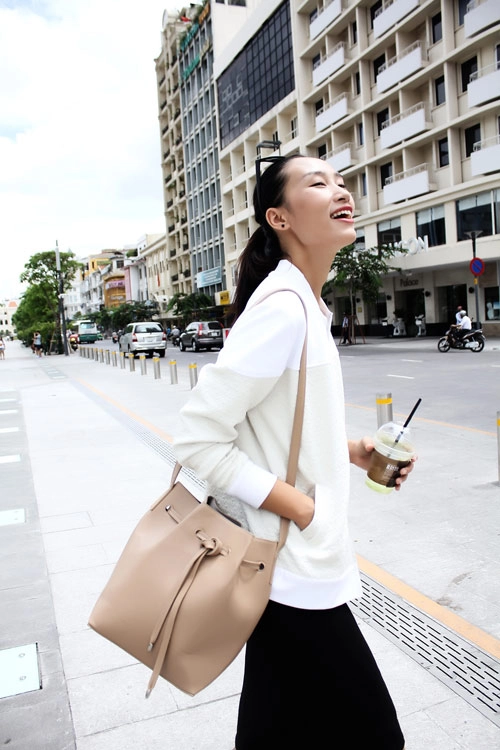 Học trang khiếu cách chọn đồ giúp nàng công sở yêu thể thao