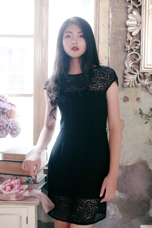Ngắm cô nàng 20 thích làm quý cô công sở