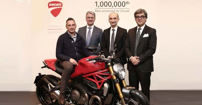 Ducati monster 1200s chiếc xe thứ 1 triệu của hãng xe ý đã có chủ