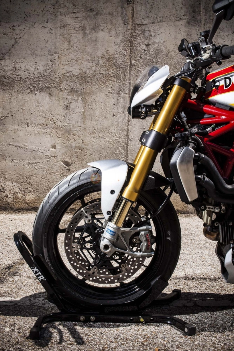 Ducati monster 1200 siluro bản độ kịch độc với phong cách scrambler