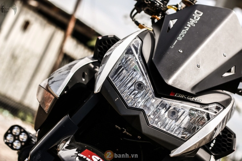 Kawasaki z1000 hầm hố đầy chất lính trong bản độ army