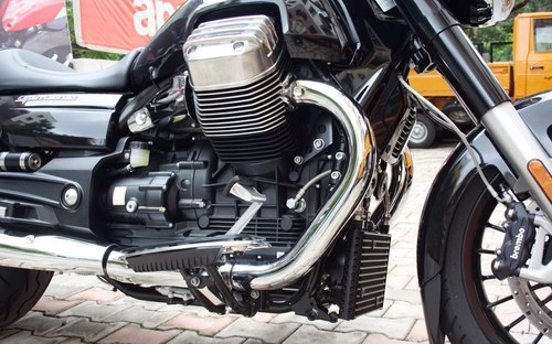 Moto guzzi trình làng mẫu xe california 1400 custom