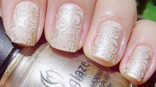 Những mẫu nail sang trọng quý phái cho cô dâu ngày cưới