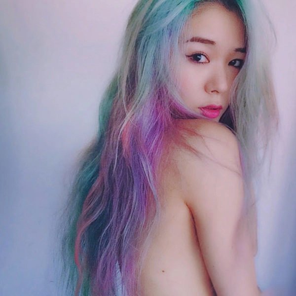Sành điệu với tóc nhuộm ombre hot xuân hè năm nay