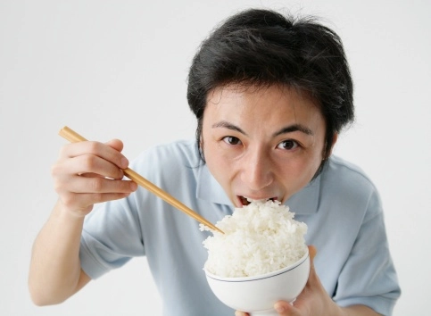 Ăn cơm gạo càng trắng càng mau gặp tử thần