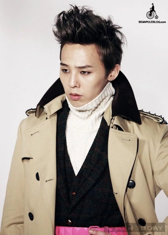 Idol hàn mê mẩn mẫu áo trench coat