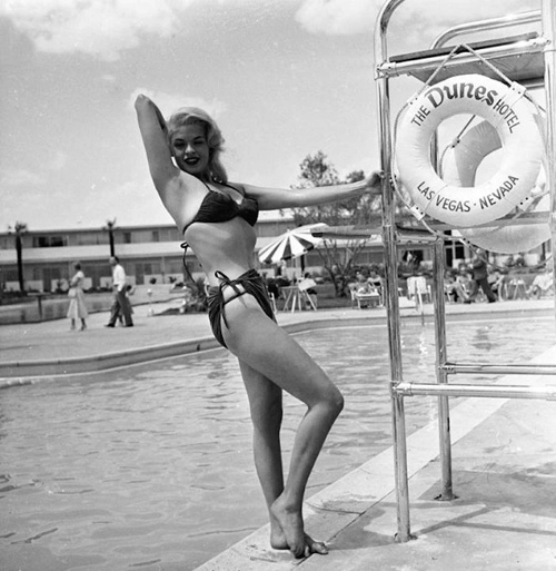 Bikini được ra đời như thế nào