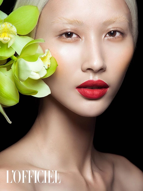 Hai chân dài hot nhất làng mốt việt