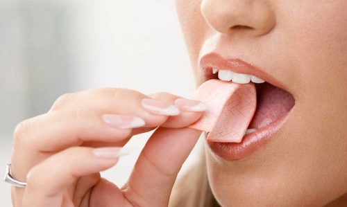 Tại sao nên nhai kẹo cao su khi căng thẳng 