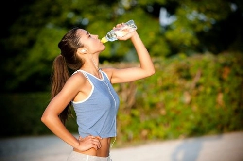 Uống thêm một ly nước mỗi ngày để sống khỏe