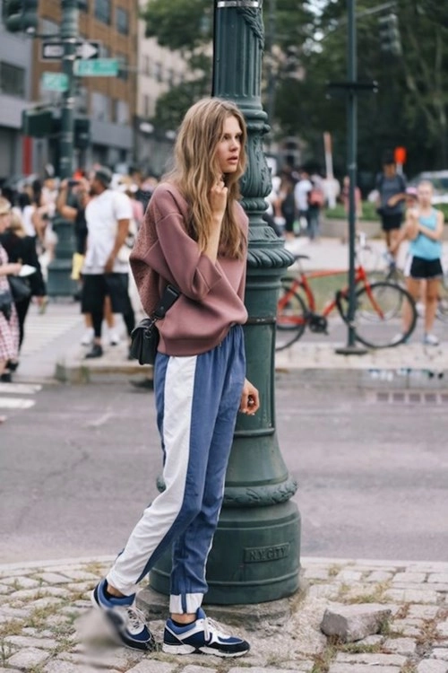 Xu hướng mới cực chất mang tên jeans 2 màu