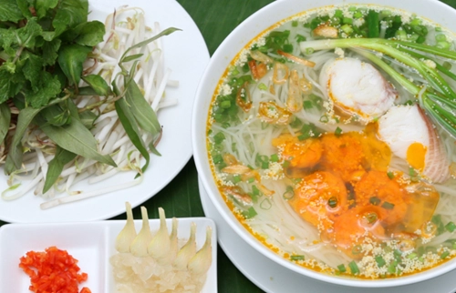 Bún cá phú quốc tưởng quen mà lạ ăn vào liền ngay
