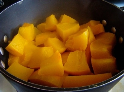 Cách tăng 1 tháng 6kg chỉ với nửa quả bí đỏ