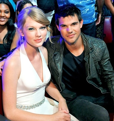 Thời trang taylor swift đổi mỗi khi thay người tình