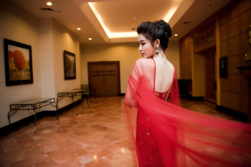 Á hậu Huyền My cuốn hút với đầm xuyên thấu hình ảnh 3 Á hậu huyền my cuốn hút gợi cảm với đầm xuyên thấu