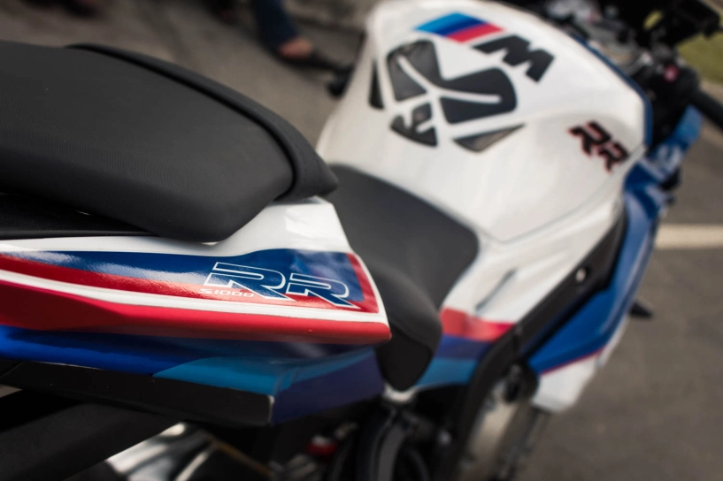Siêu mô tô BMW S1000RR lên tem M Series tại Sài Gòn hình ảnh 11 Bmw s1000rr siêu mô tô được lên tem m series tại sài gòn