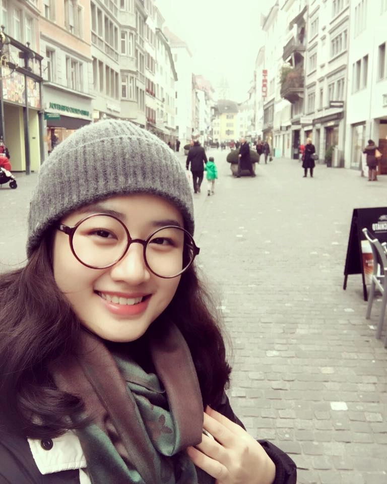 Chiêm ngưỡng vẻ đẹp gợi cảm của tân hoa hậu bản sắc việt