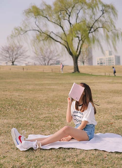 Cho nàng thỏa sức khoe eo thon với soóc jeans cạp cao