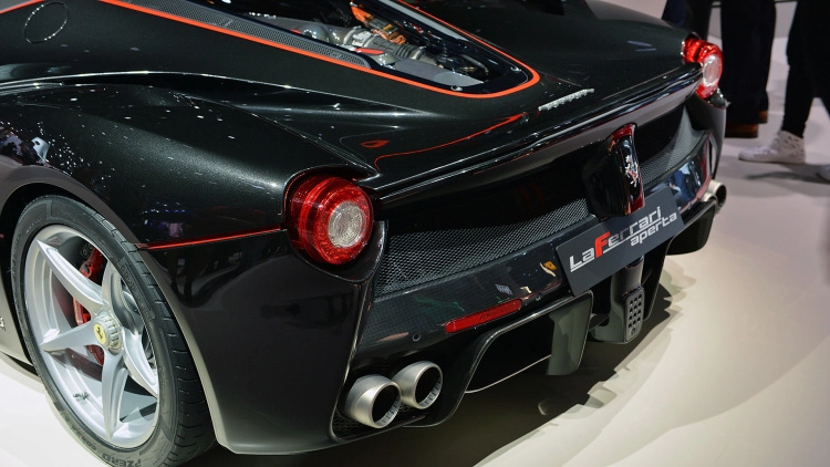 LaFerrari Aperta giá 2 triệu USD, giới hạn 200 chiếc hình ảnh 10 Laferrari aperta bản giới hạn giá 2 triệu usd