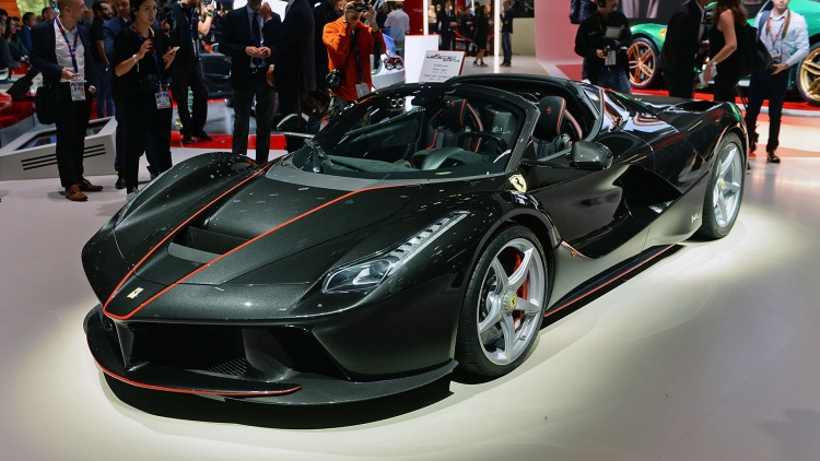 LaFerrari Aperta giá 2 triệu USD, giới hạn 200 chiếc hình ảnh 1 Laferrari aperta bản giới hạn giá 2 triệu usd