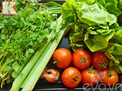 Nấu bữa sáng hấp dẫn với bún riêu hến