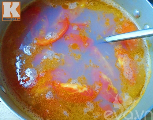 Nấu bữa sáng hấp dẫn với bún riêu hến
