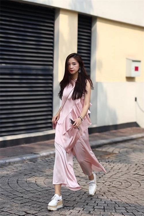 Ngắm những đôi giày đang quyến rũ hot girl việt