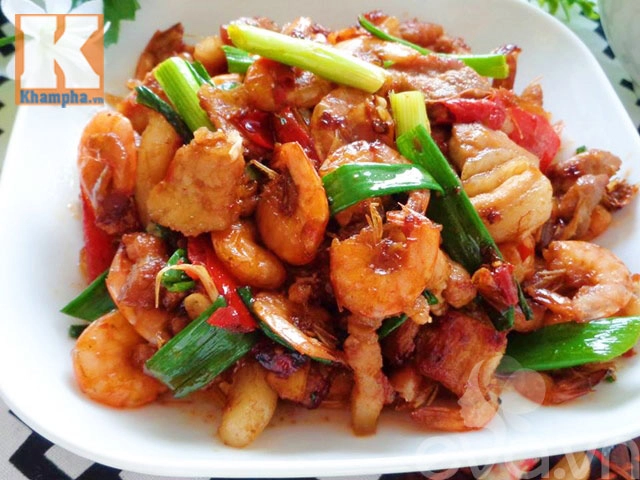 Nguyên liệu 4 món rim rẻ tiền mà trôi cơm cho ngày mát trời