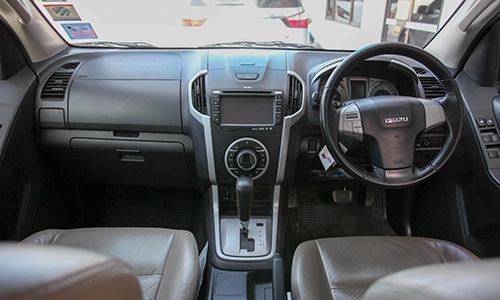 Tân binh suv isuzu mu-x ra mắt ở việt nam