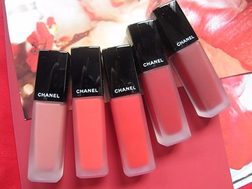 Thỏi son kem lì của chanel làm chị em mê mẩn