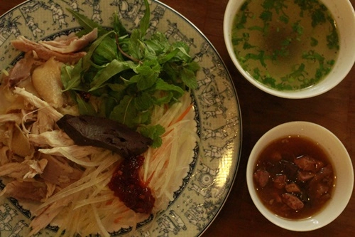 Thưởng thức cơm ga hôi an chuân vi ơ sai gòn