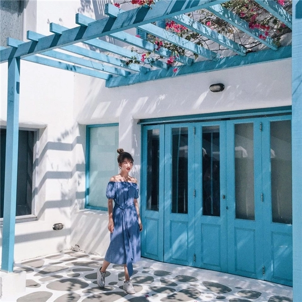 Tuyệt chiêu ăn gian chiều cao của quỳnh anh shyn min