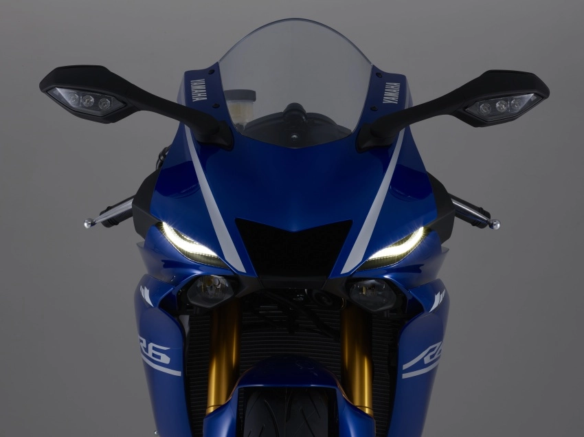 Yamaha giới thiệu siêu môtô R6 2017 hình ảnh 3 Yamaha ra mắt siêu môtô r6 2017