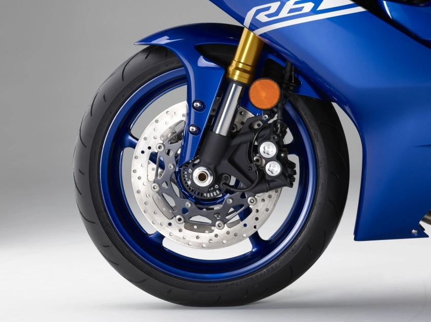 Yamaha giới thiệu siêu môtô R6 2017 hình ảnh 9 Yamaha ra mắt siêu môtô r6 2017