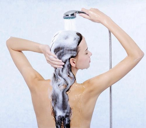 6 cách chăm sóc tóc dài giúp nàng luôn tự tin