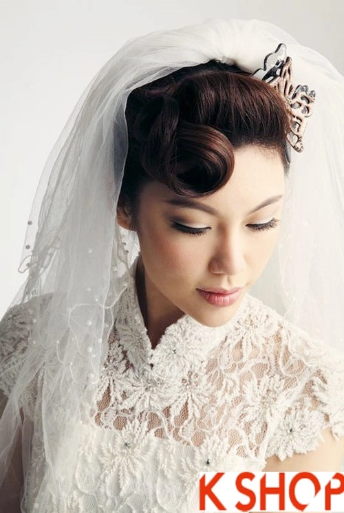 Bst tóc cô dâu đẹp quyến rũ trong ngày cưới