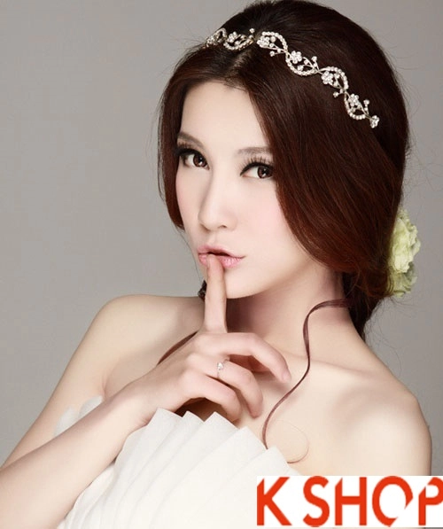 Bst tóc cô dâu đẹp quyến rũ trong ngày cưới