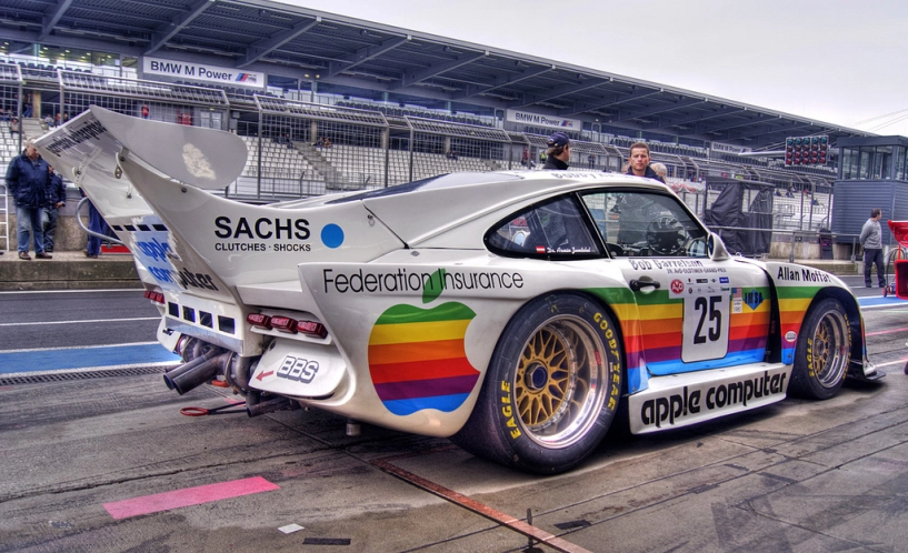 Porsche 911 GT3 RS độ theo phong cách máy tính Apple hình ảnh 3 Porsche 911 gt3 rs độ theo phong cách máy tính apple