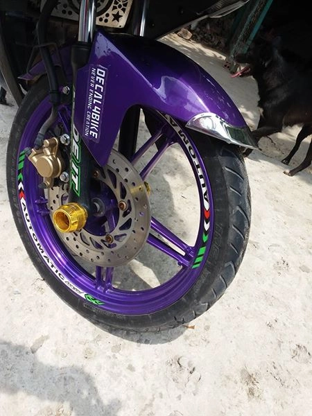 Em tên exciter 150 em yêu màu tím