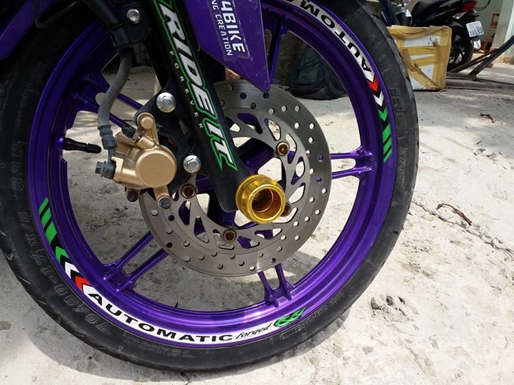 Em tên exciter 150 em yêu màu tím