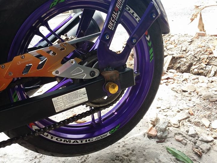 Em tên exciter 150 em yêu màu tím