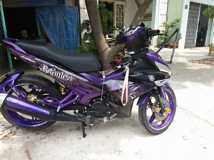 Em tên exciter 150 em yêu màu tím